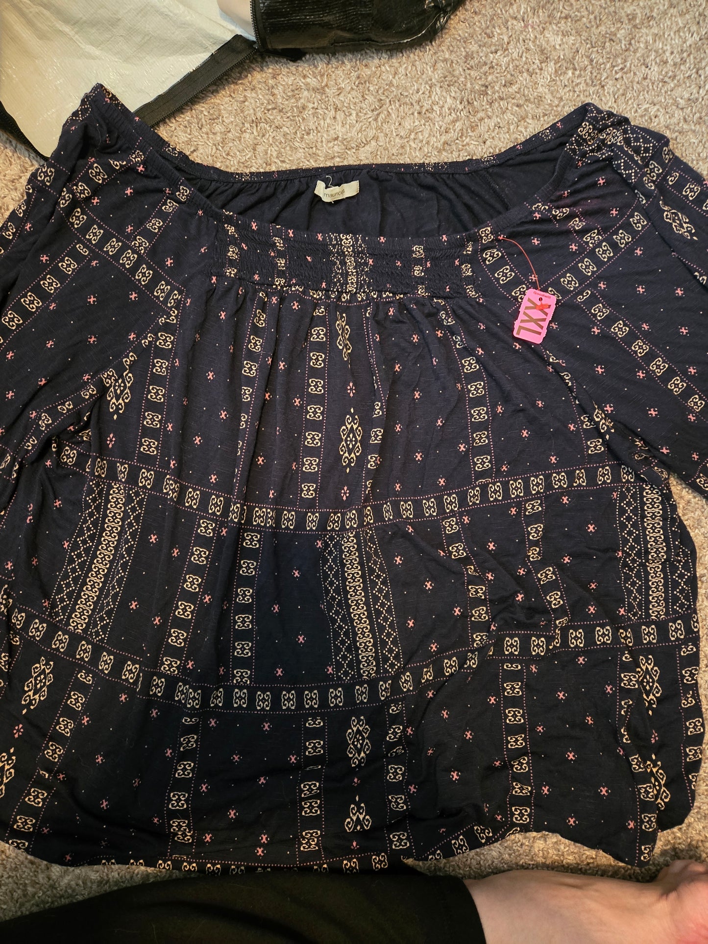 Maurice Blue Print 1/2 Sleeve Pull Over Shirt - Gently Used