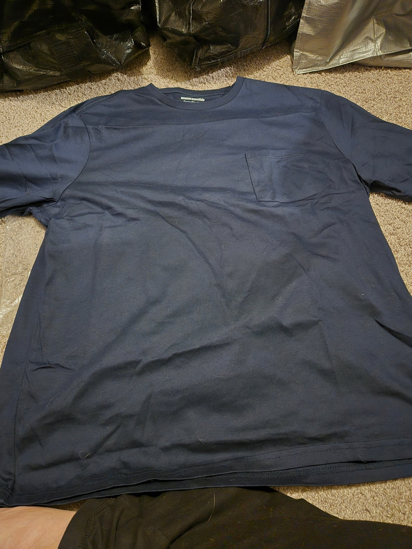 2 Pack Amazon Essentials Mens' Slim fitting Short Sleeve Crew Neck Shirt - New