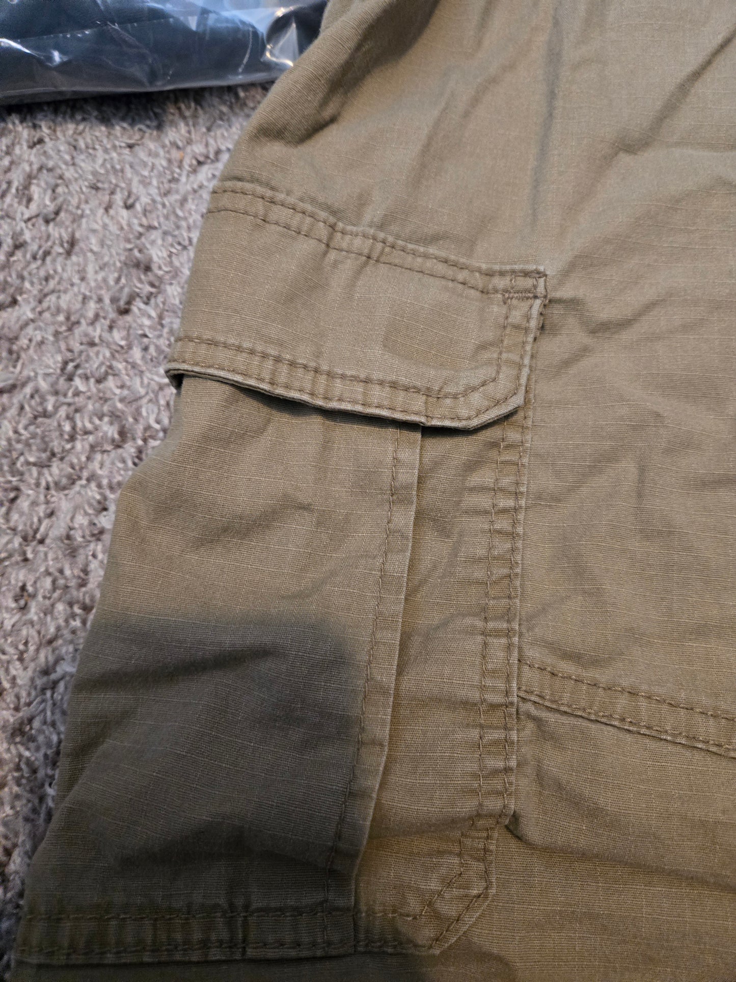Wrangler Relaxed Fit Tan Shorts - Gently Used