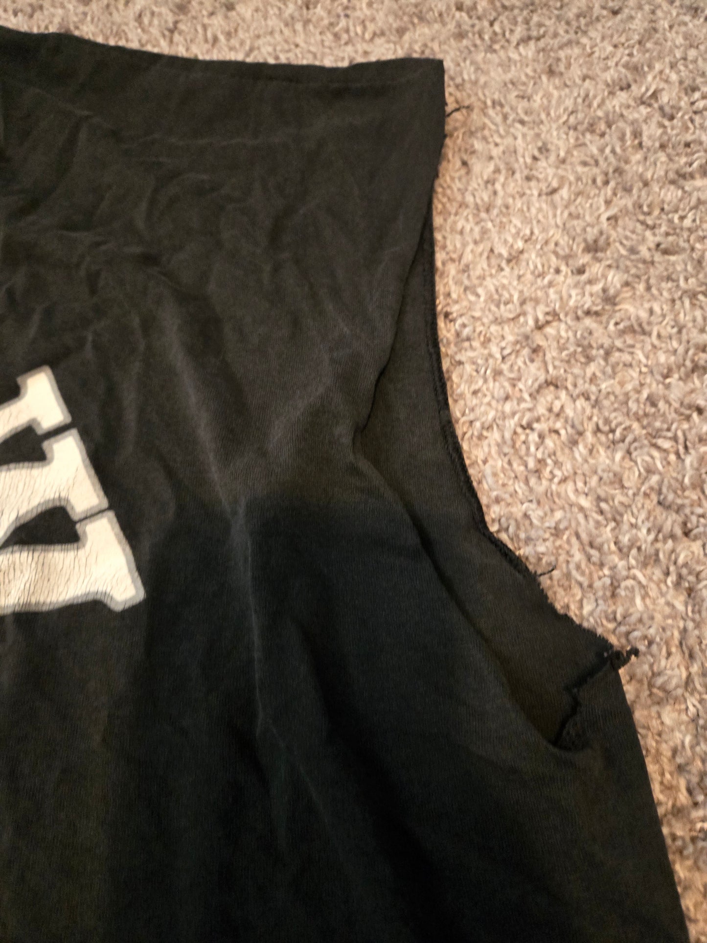 World Gym Black Sleeveless Shirt - Gently Used