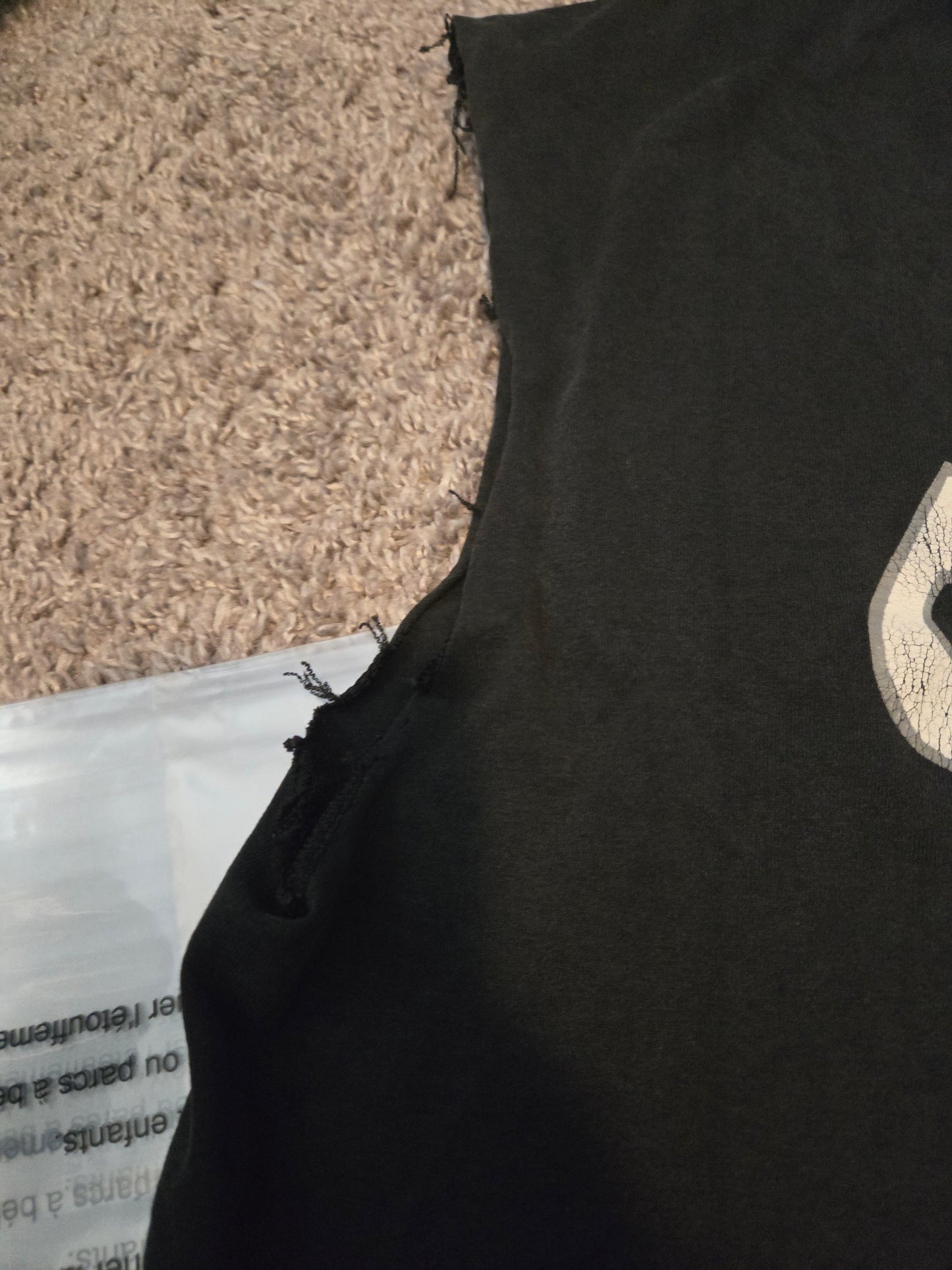World Gym Black Sleeveless Shirt - Gently Used