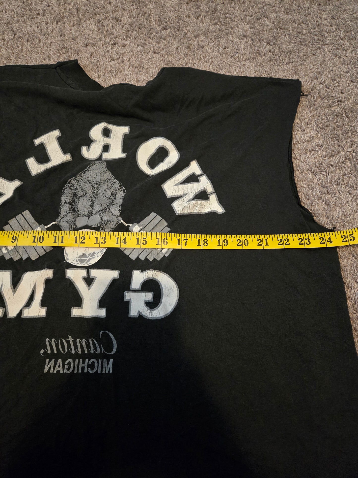 World Gym Black Sleeveless Shirt - Gently Used