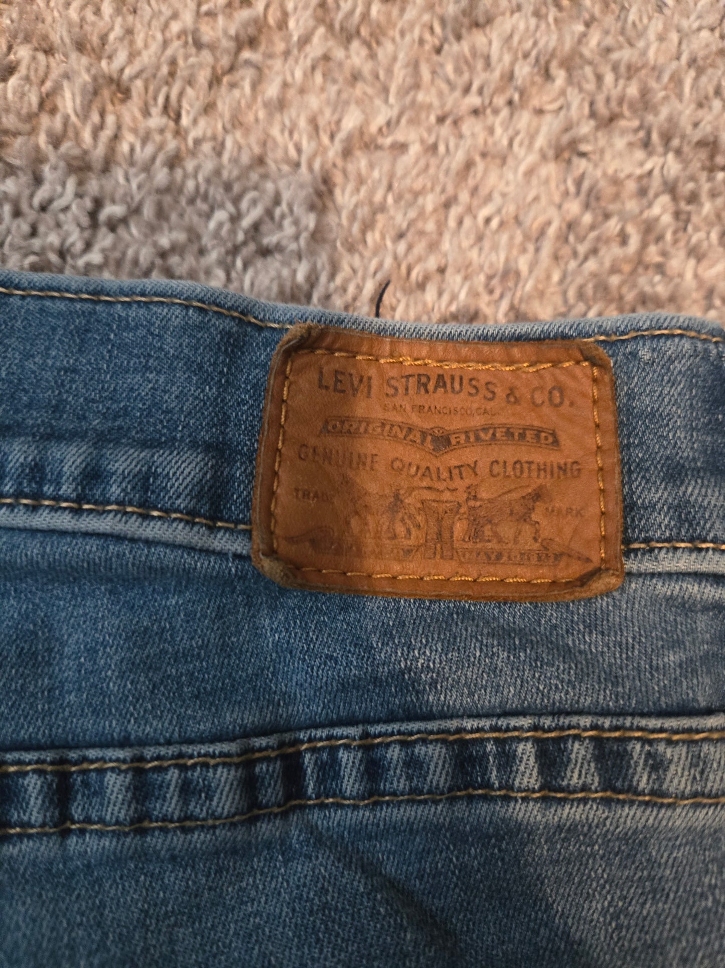 Levi Strauss 311 Shapping Skinny Jeans - Gently Used