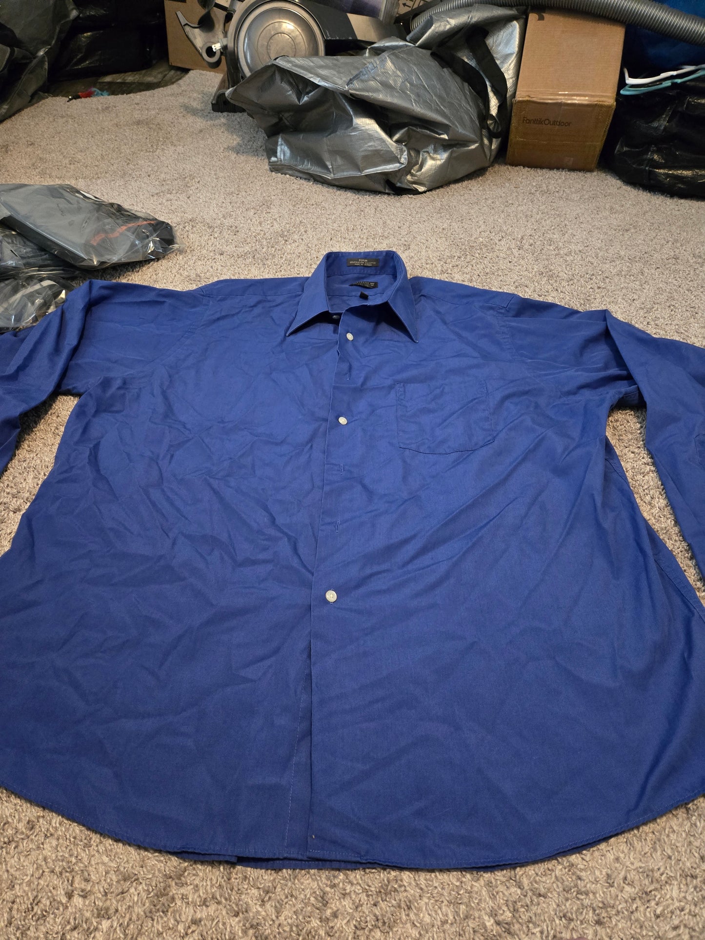 Arrow Poplin Blue Long Sleeve Button Up Shirt - Gently Used