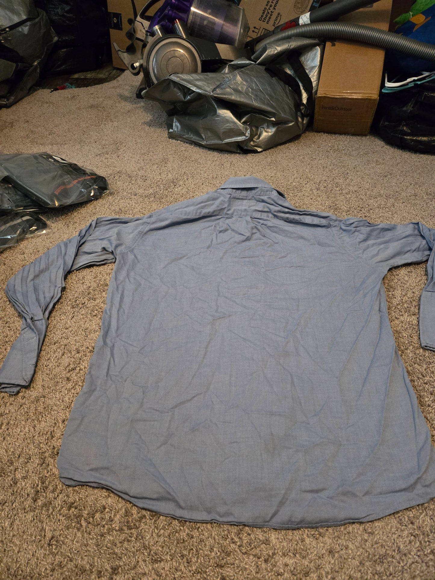 Joseph A. Bank Light Blue Long Sleeve Button Up Shirt - Gently Used