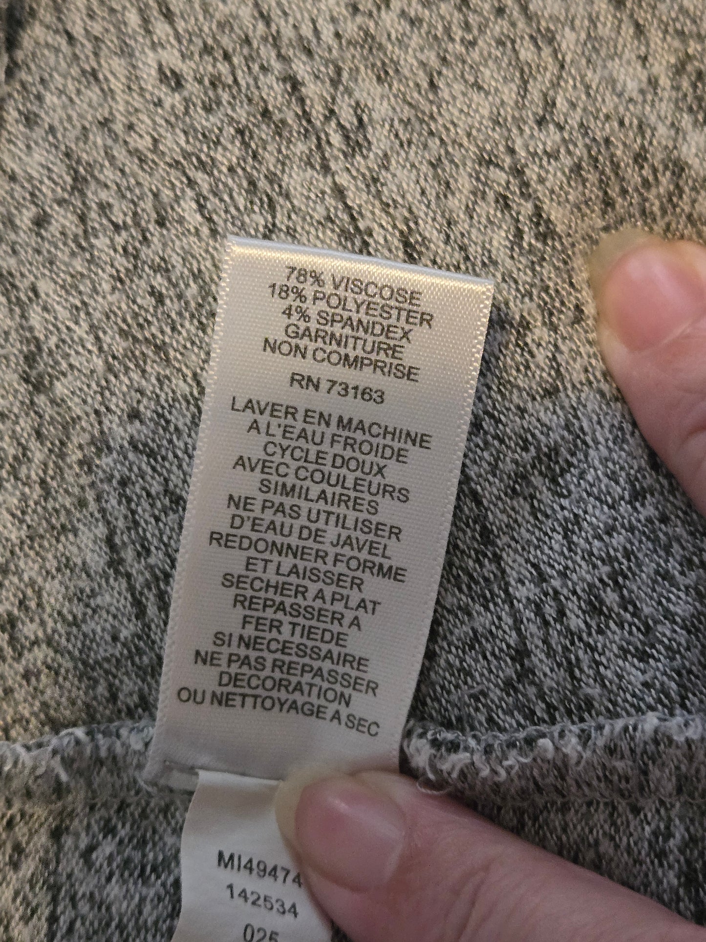 Cupio Open Front Gray Sweater - Gently Used