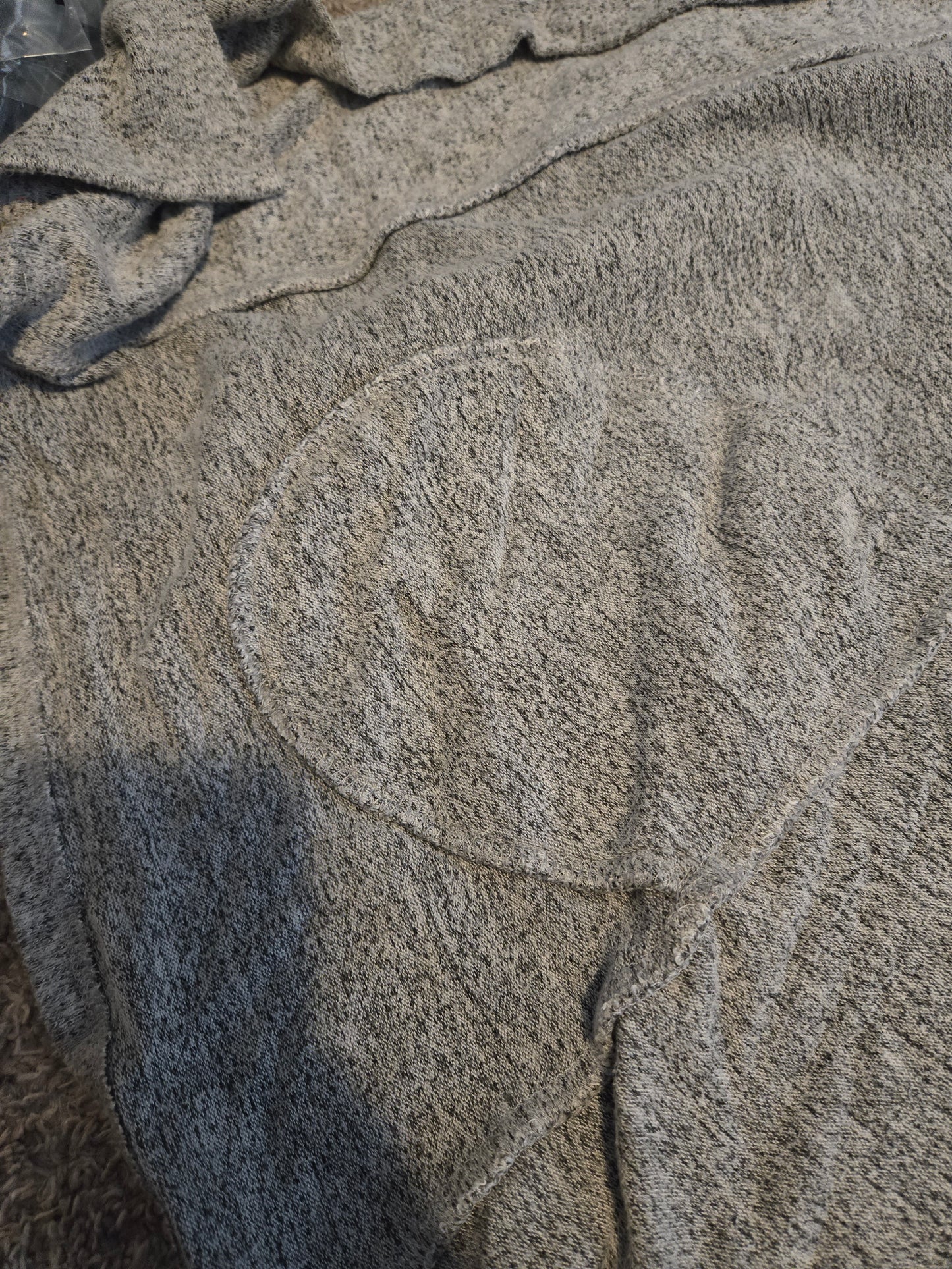 Cupio Open Front Gray Sweater - Gently Used