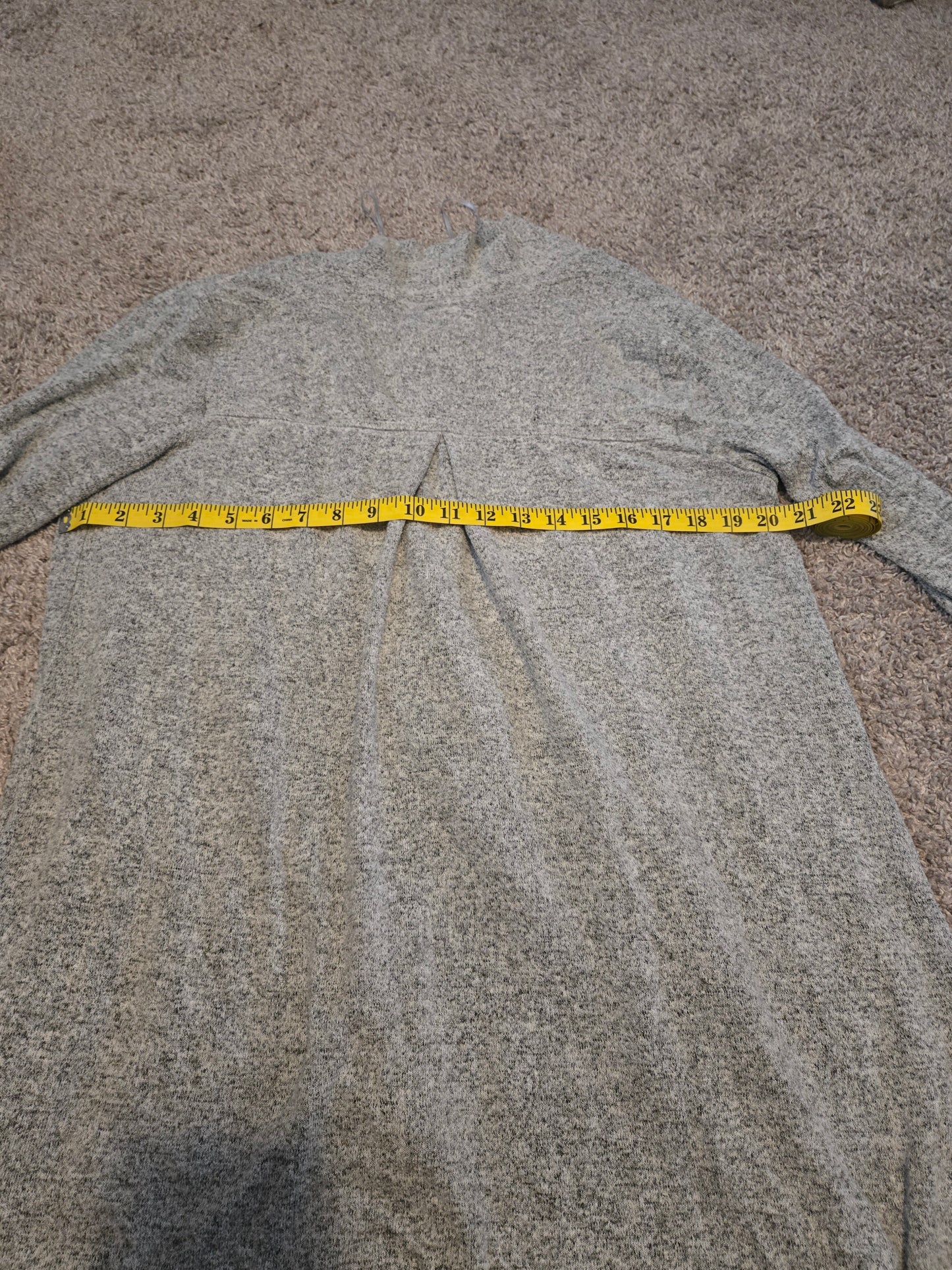 Cupio Open Front Gray Sweater - Gently Used