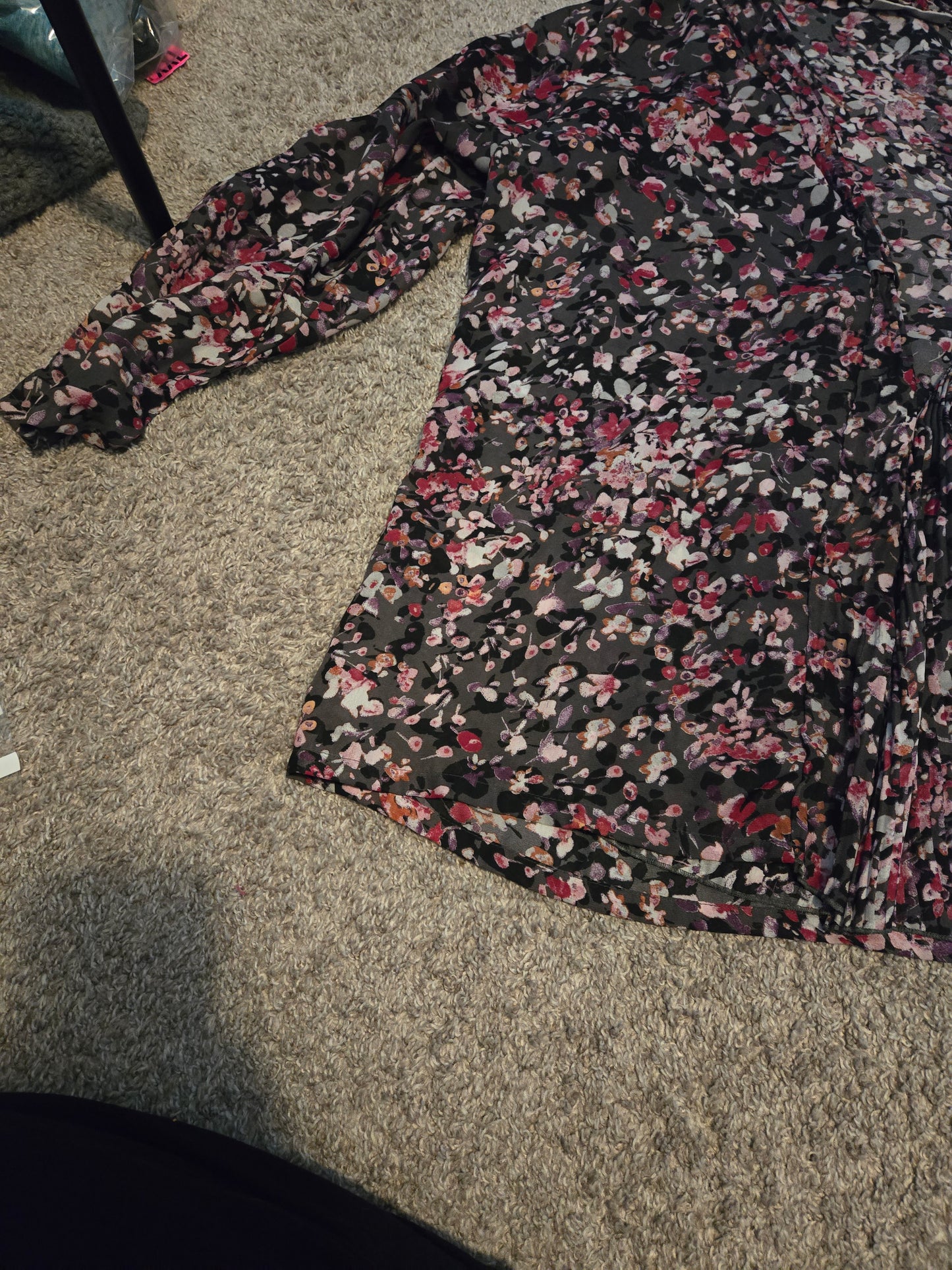 Sag Harbor Floral Print Black and Pink Cardigan - Gently Used