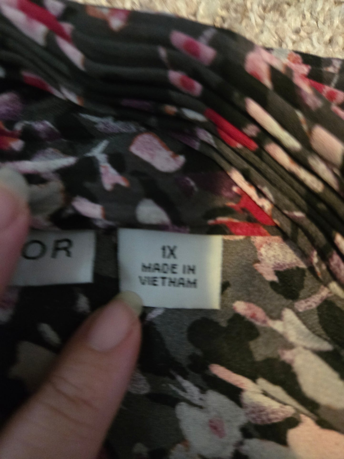 Sag Harbor Floral Print Black and Pink Cardigan - Gently Used