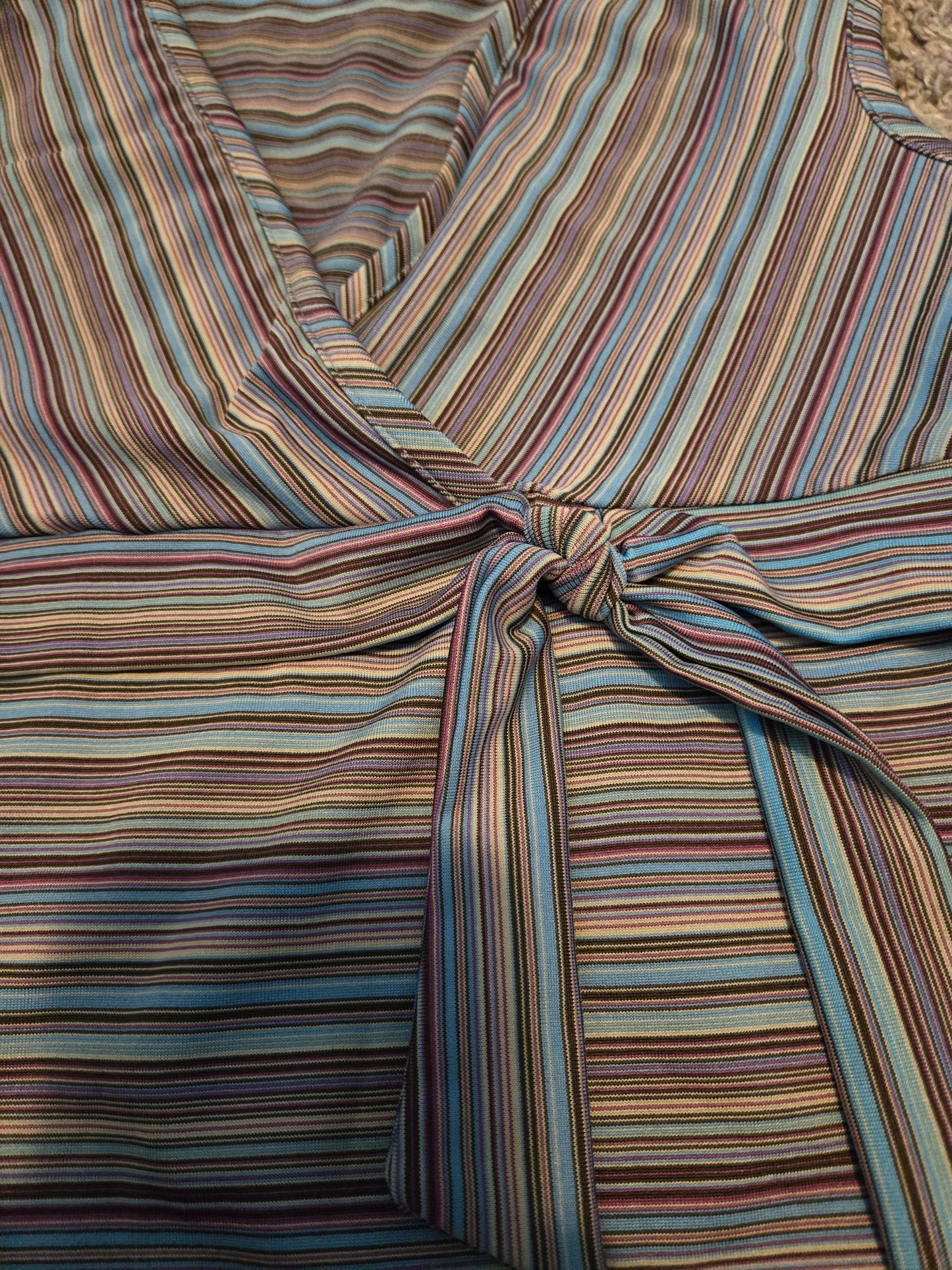 First Kiss Sleeveless Multicolor Shirt - Gently Used
