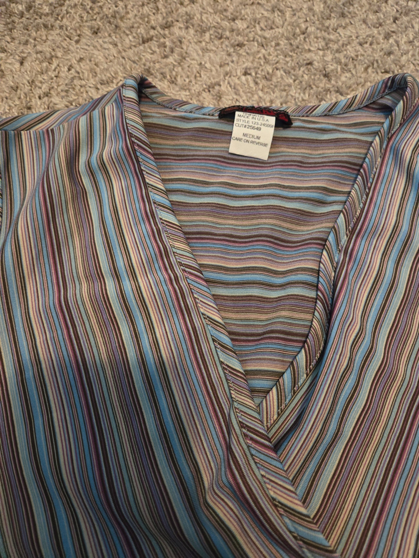 First Kiss Sleeveless Multicolor Shirt - Gently Used