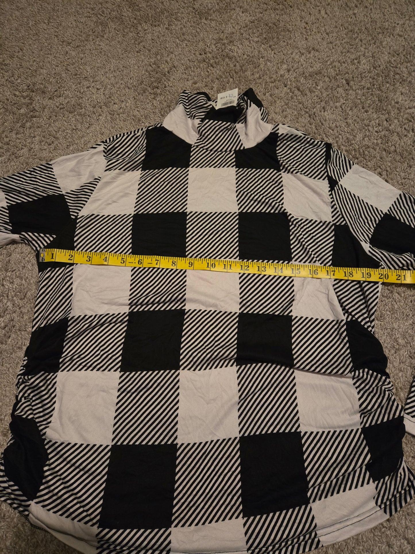 Love Black and White Plaid Long Sleeve Shirt NWT