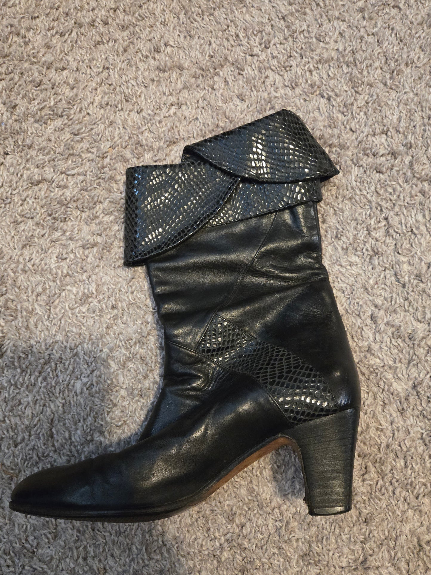 ABulzone Midcalf Black Pull on Boots 2in Heel