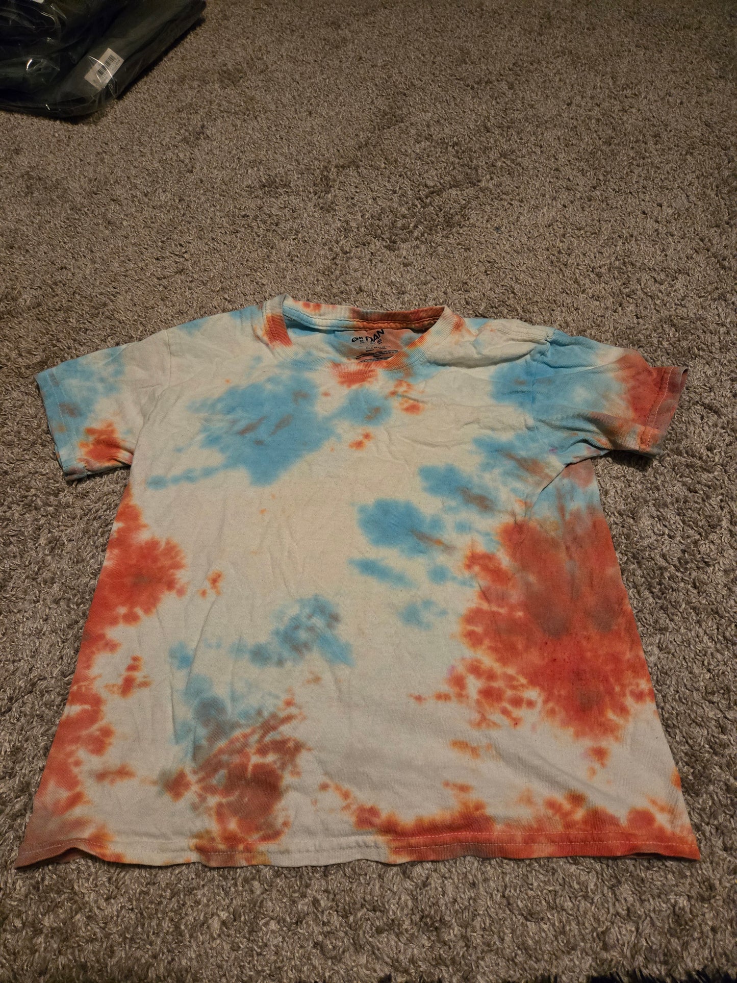 Gilden Tie Dye Blue, White, and Red Short Sleeve TShirt