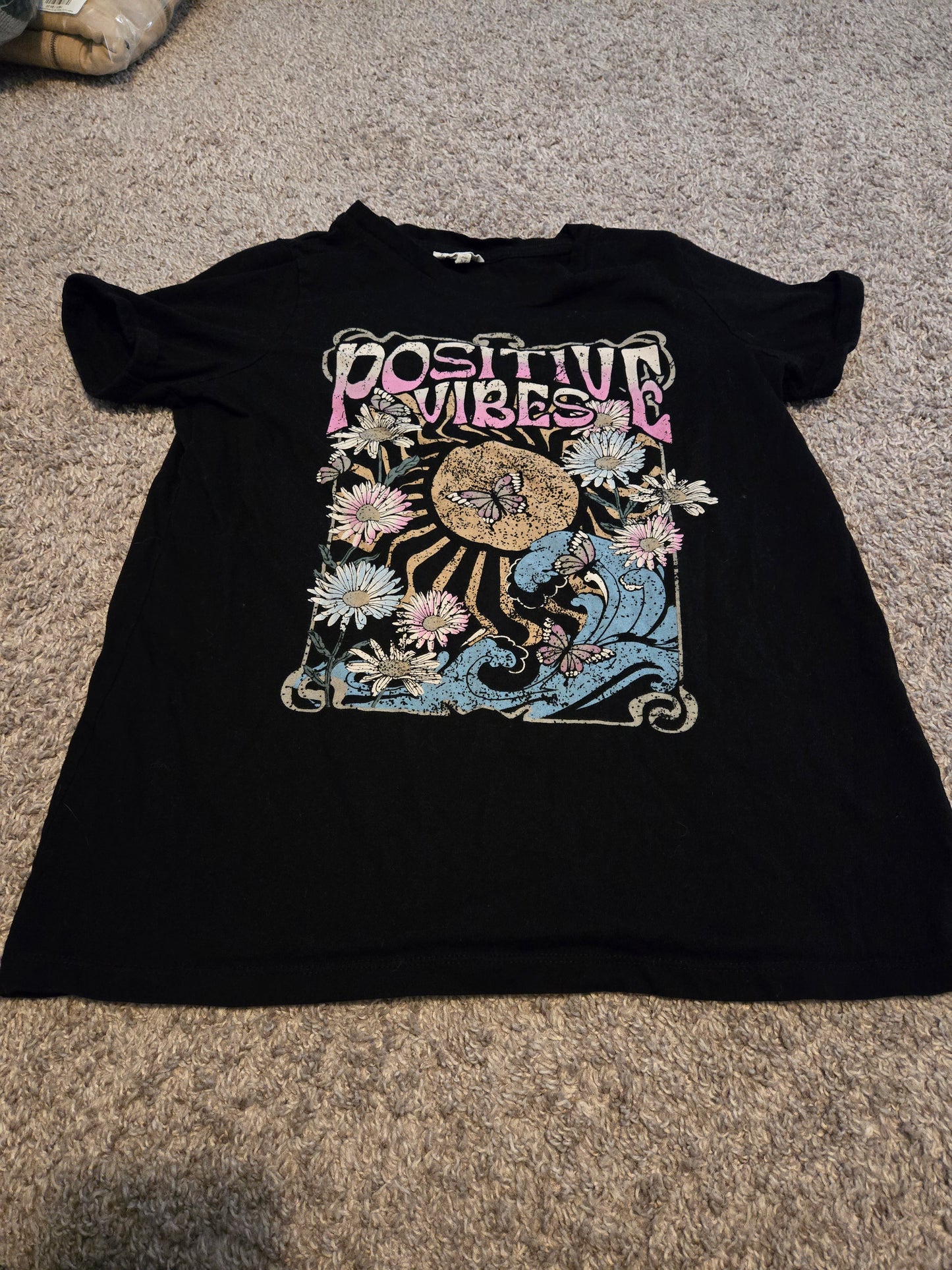 Positive Vibes Black Graphic TShirt Size M