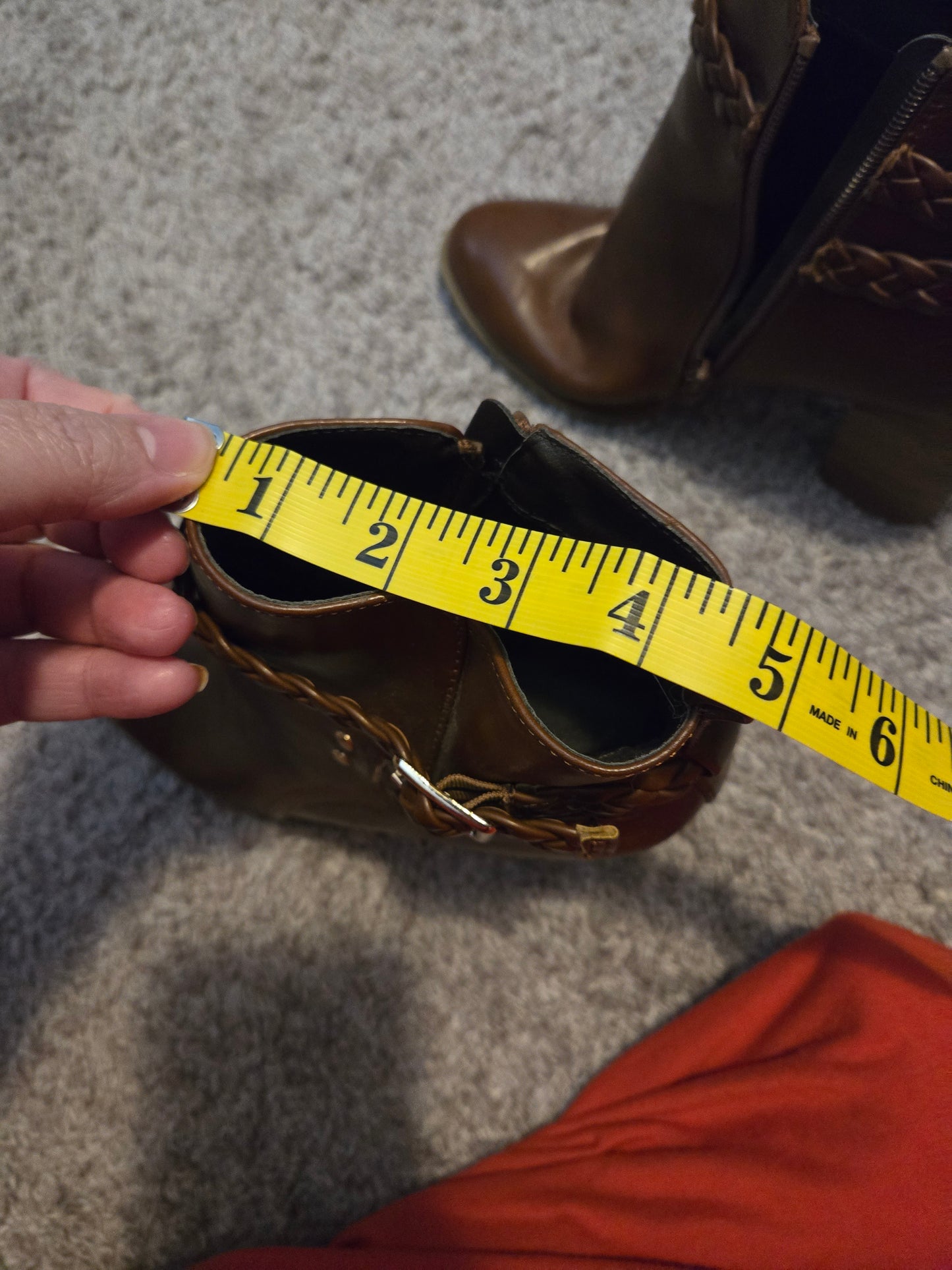 American Eagle Brown Zip Up Ankle Booties