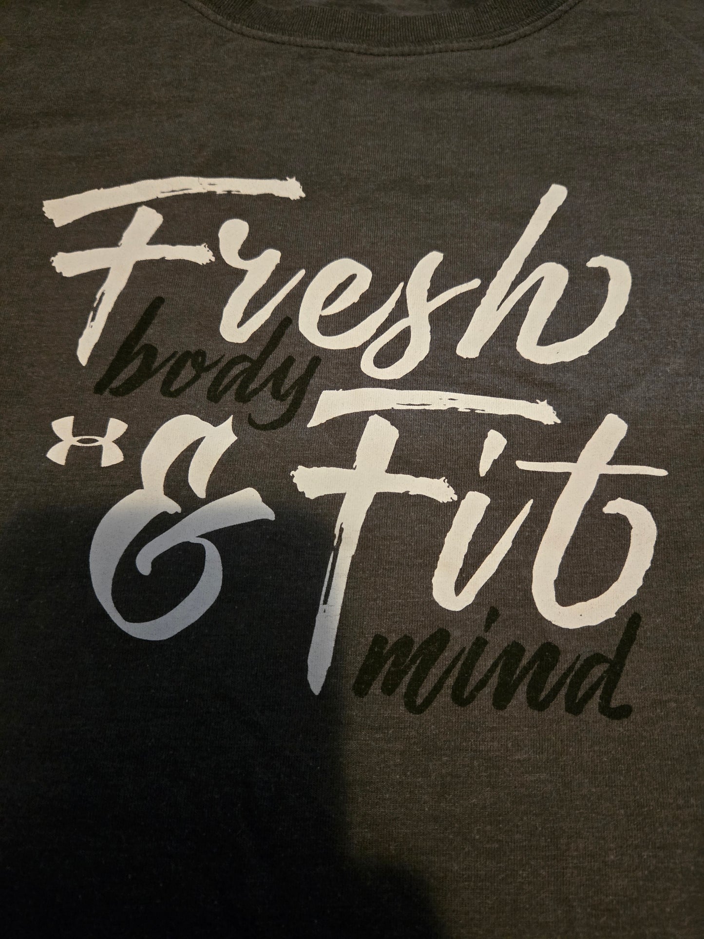 Under Armour Logo Fresh & Fit Grey Medium Short sleeve T-Shirt