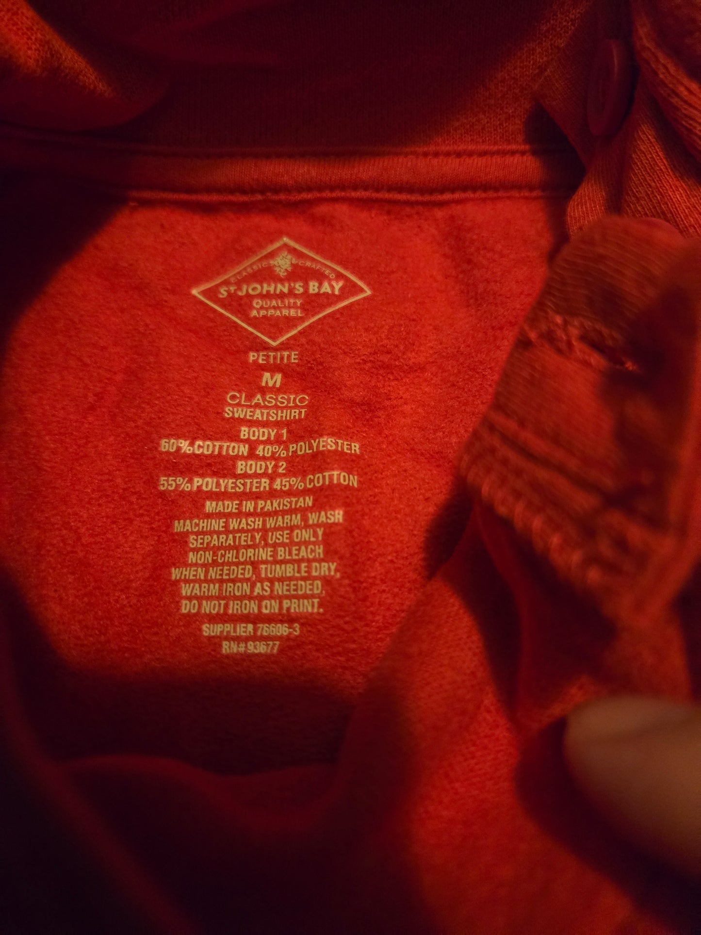 ST JOHN Red Long Sleeve Sweater Size Petite Medium