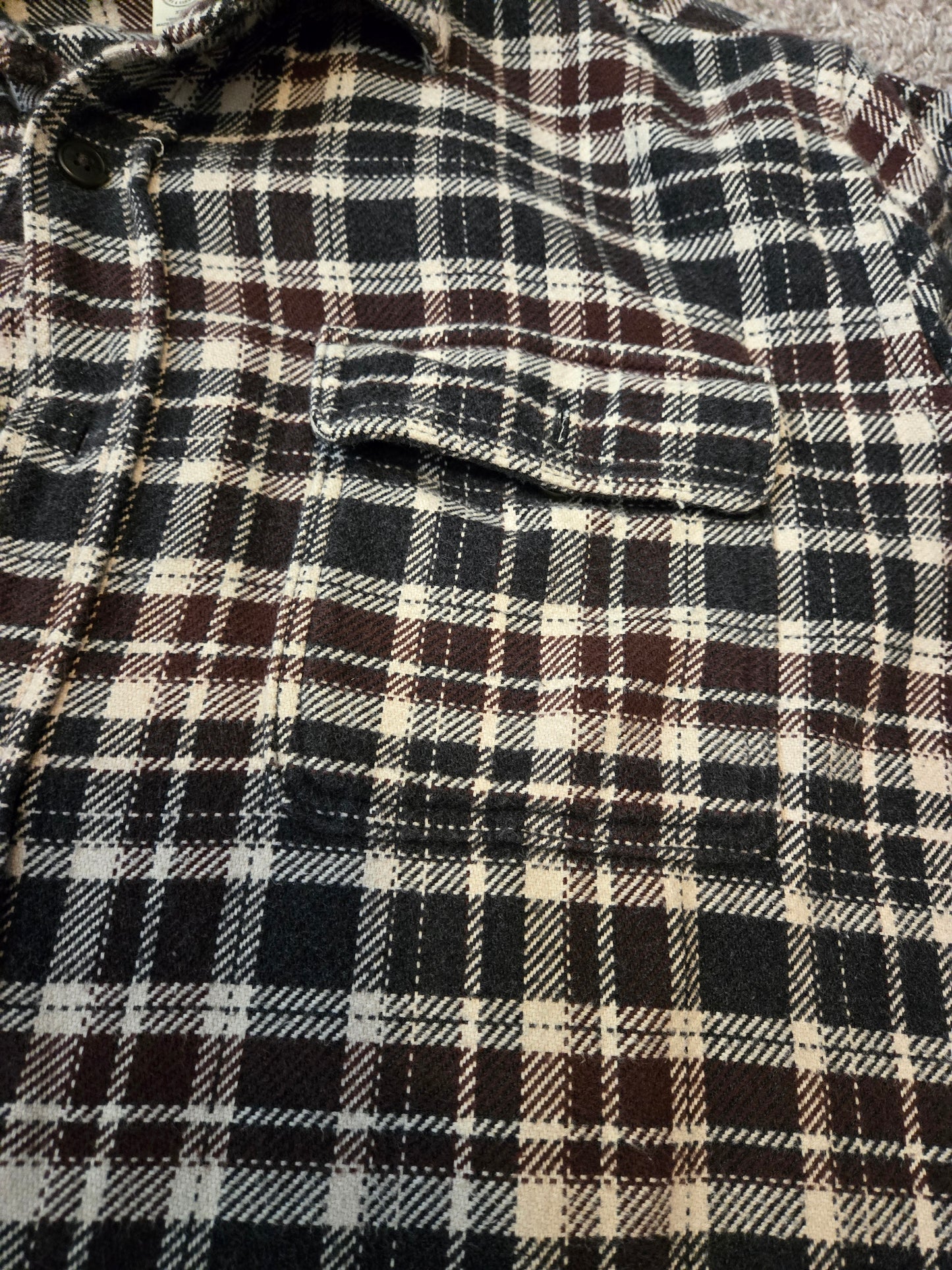 St Johns Bay Mens Button Down Flannel Plaid Shirt Long Sleeve Super Soft Pocket