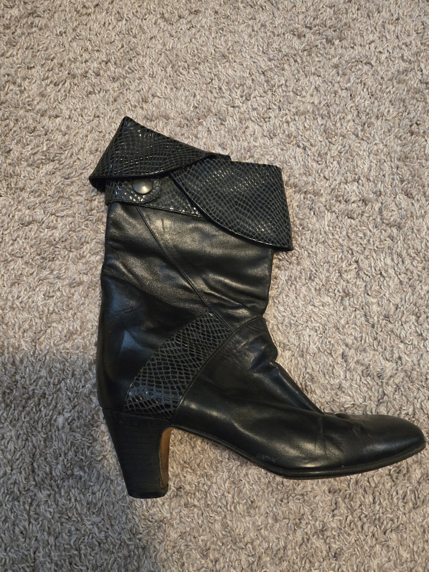 ABulzone Midcalf Black Pull on Boots 2in Heel