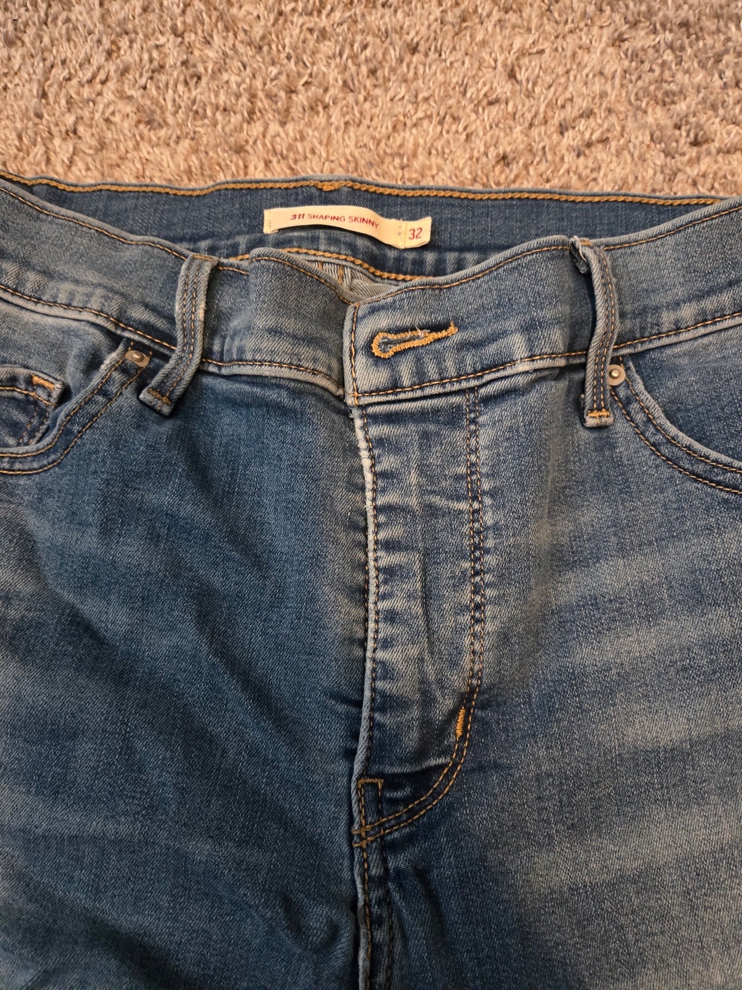 Levi Strauss 311 Shapping  Skinny Jeans - Gently Used