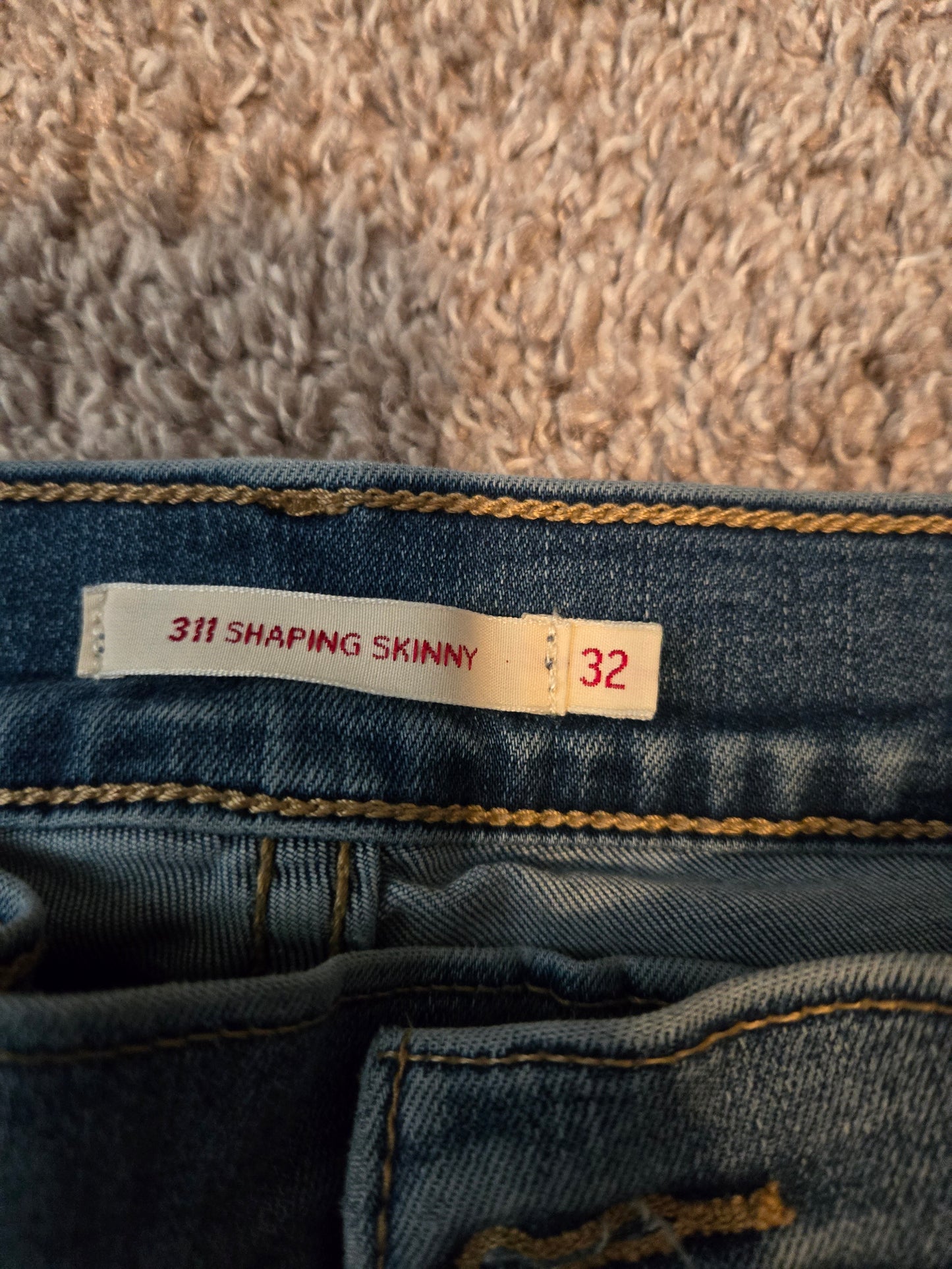 Levi Strauss 311 Shapping  Skinny Jeans - Gently Used