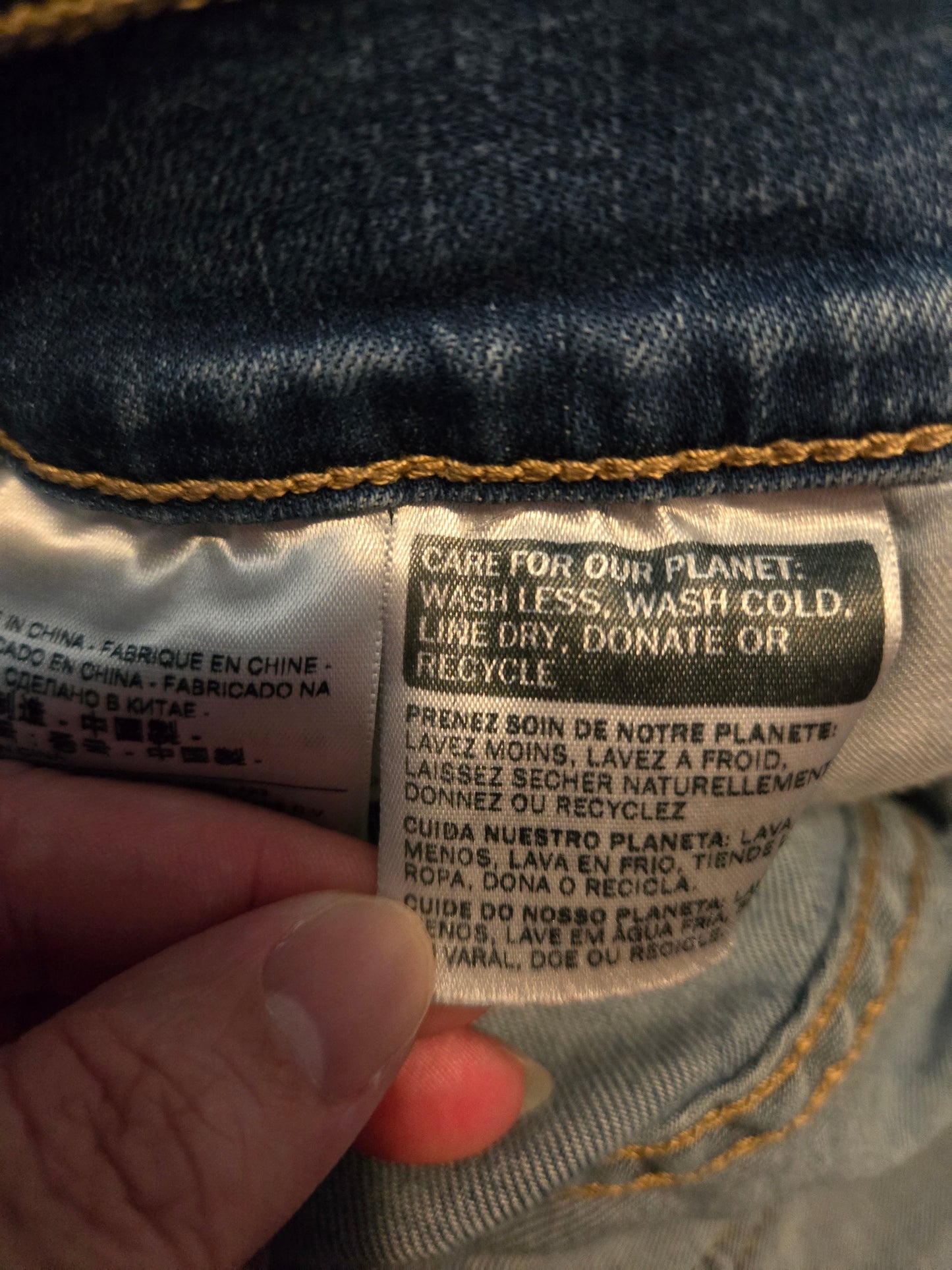 Levi Strauss 311 Shapping  Skinny Jeans - Gently Used