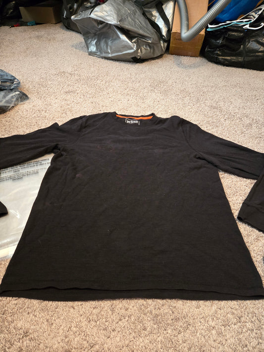 Urban Pipeline Black Long Sleeve Shirt - Gently Used