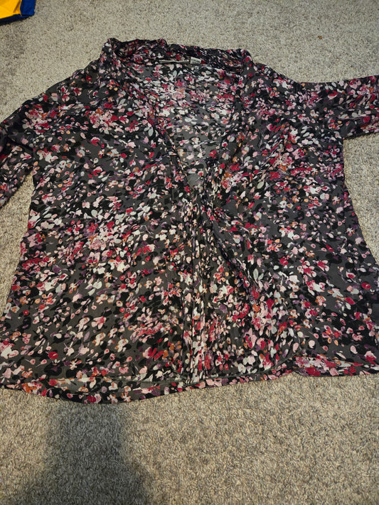 Sag Harbor Floral Print Black and Pink Cardigan - Gently Used