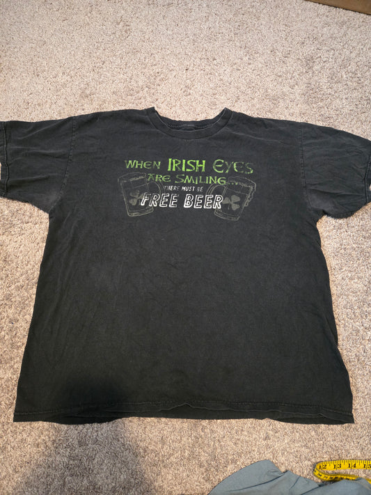 Black Short Sleeve Graphic TShirt