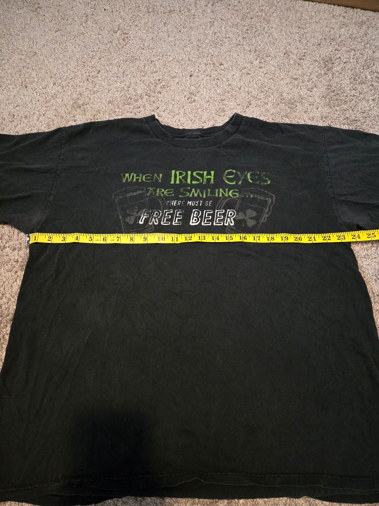 Black Short Sleeve Graphic TShirt
