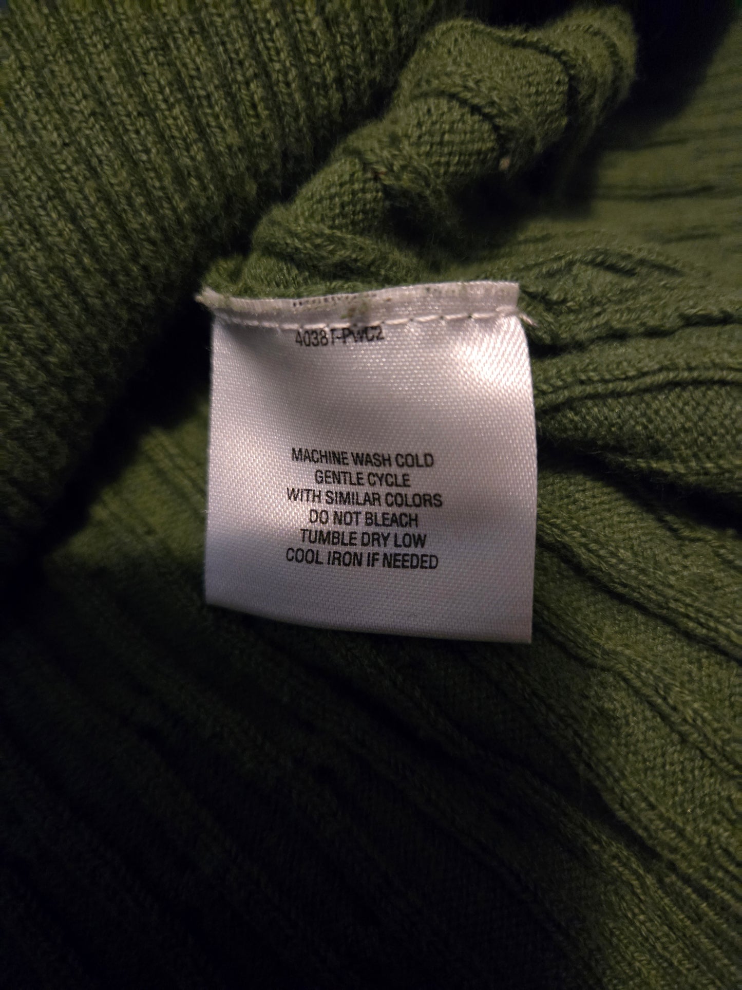 Basic Editions Green Knit Long Sleeve Sweater