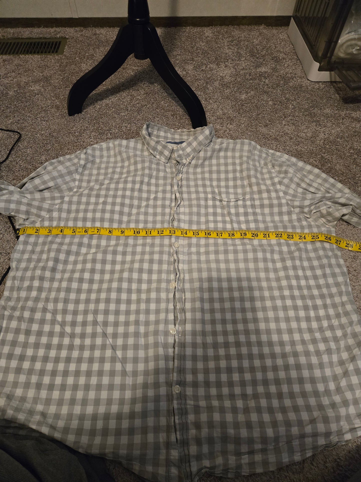 Old Navy Men’s White Dress Shirt W/ White Grey Plaid LS Button Up Classic Sz 3XL