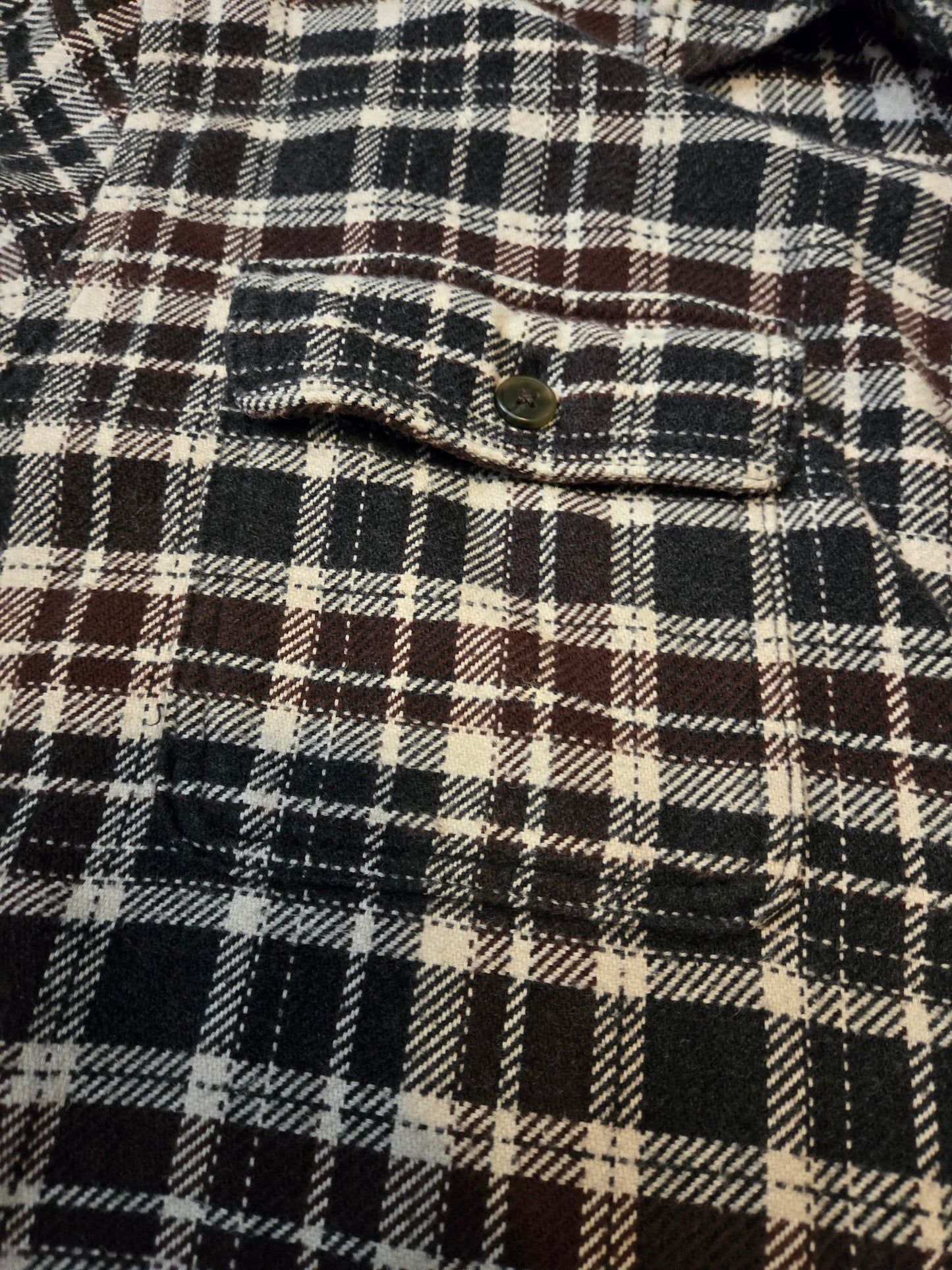 St Johns Bay Mens Button Down Flannel Plaid Shirt Long Sleeve Super Soft Pocket
