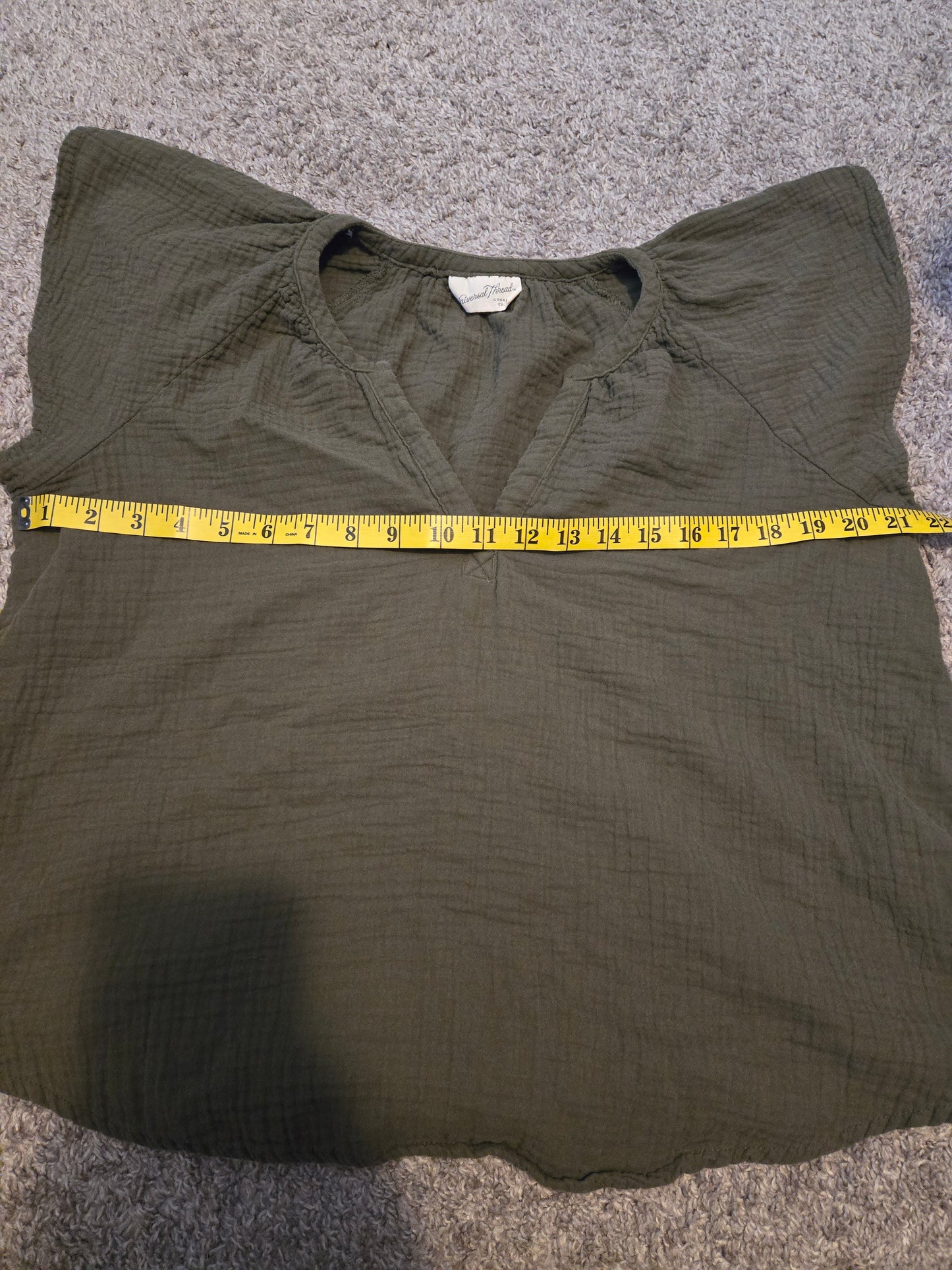 Universal Thread Green Short Sleeve Shirt Size S