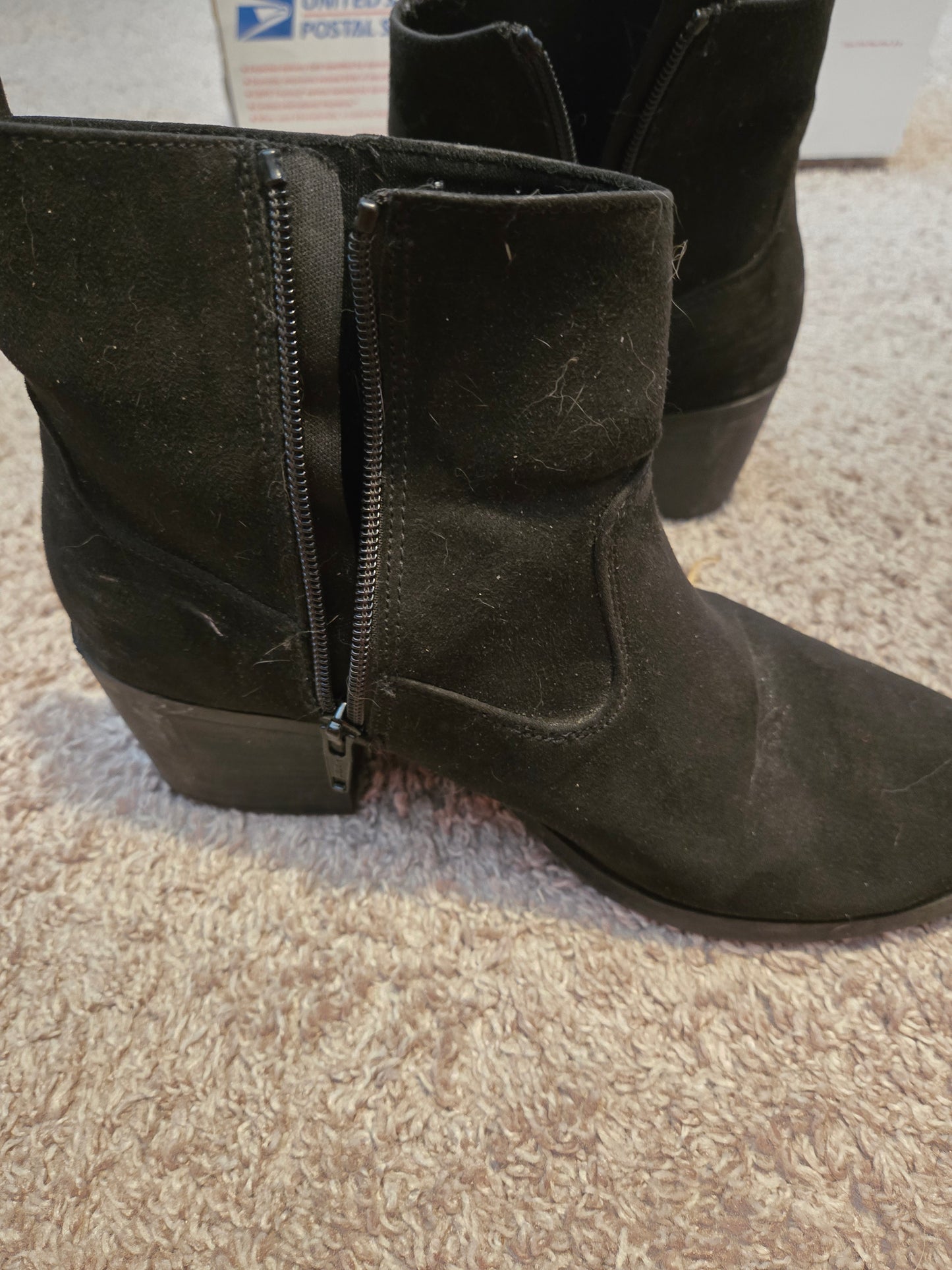 Old Navy Black Suede Booties  On Zip Up Womens 9.5