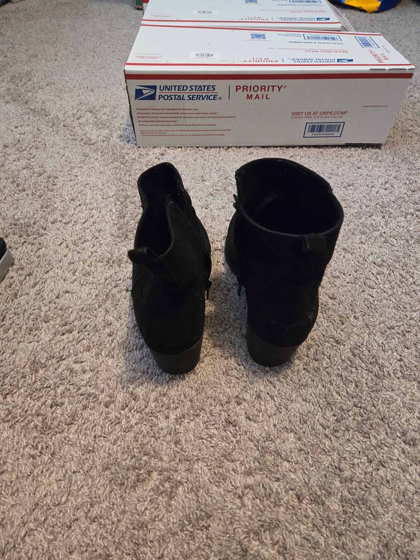 Old Navy Black Suede Booties  On Zip Up Womens 9.5