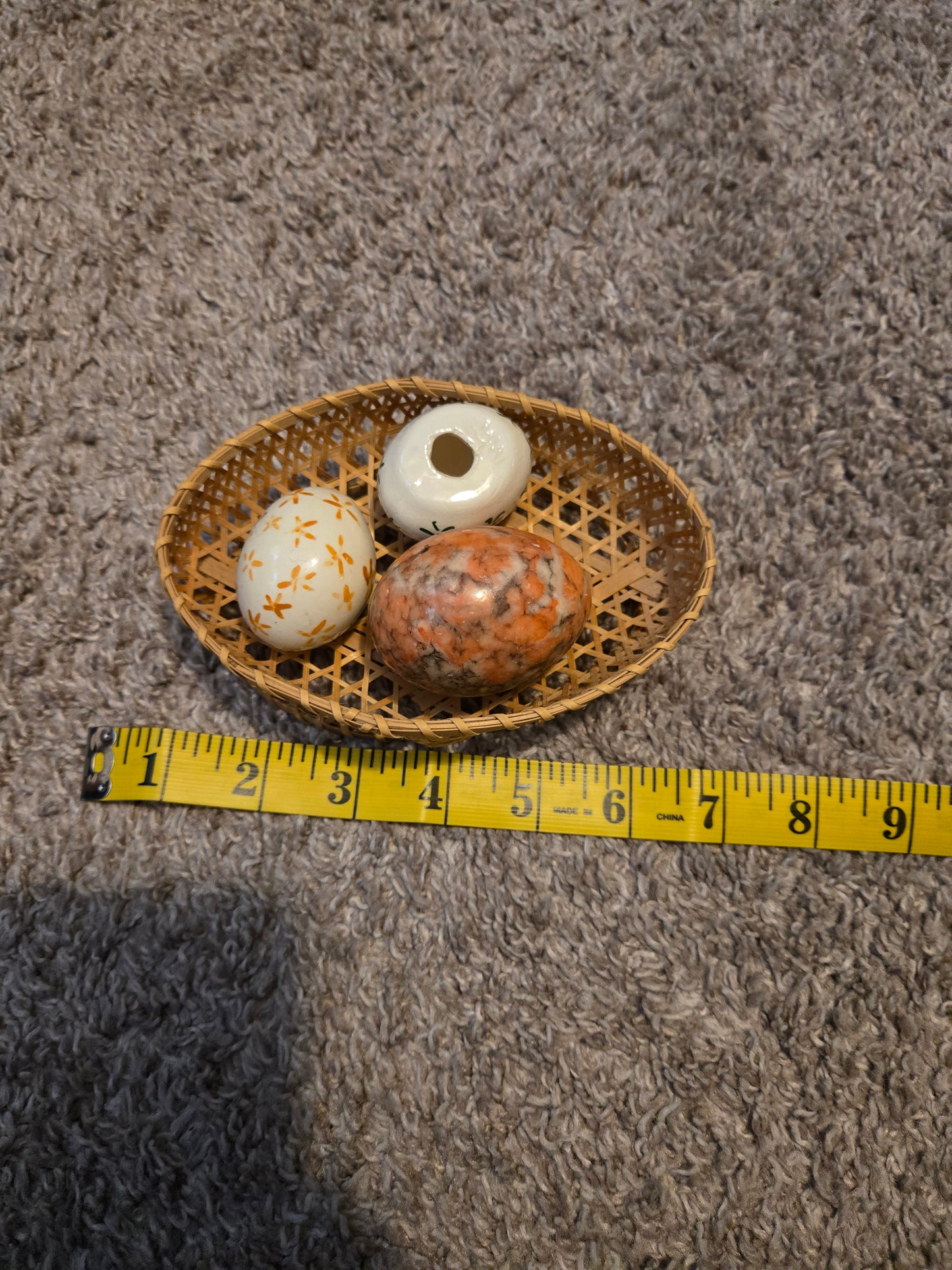 Wicker Basket With Glass And Quartz Eggs