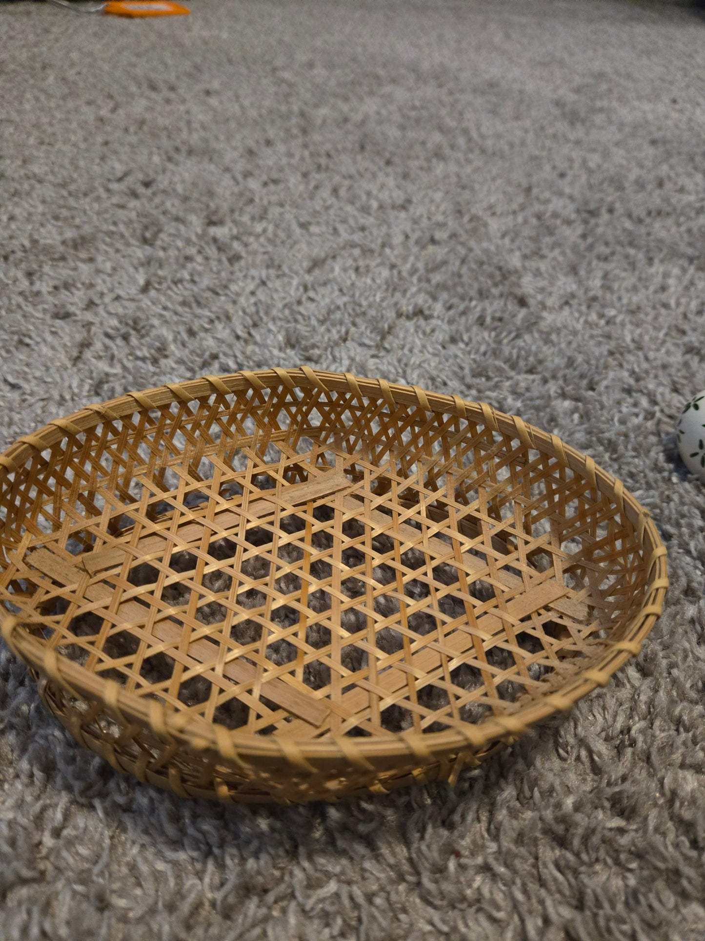 Wicker Basket With Glass And Quartz Eggs