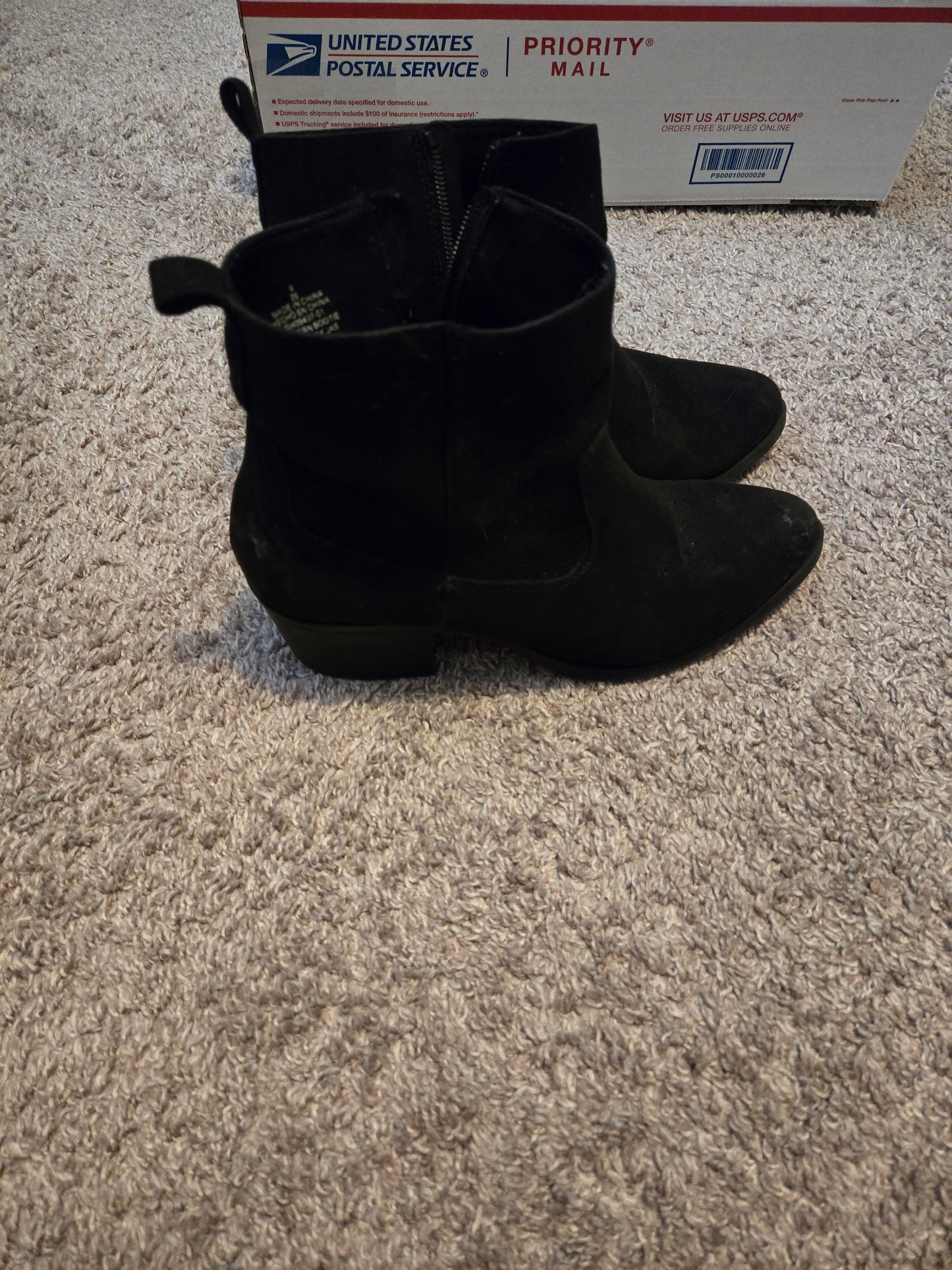 Old Navy Black Suede Booties  On Zip Up Womens 9.5